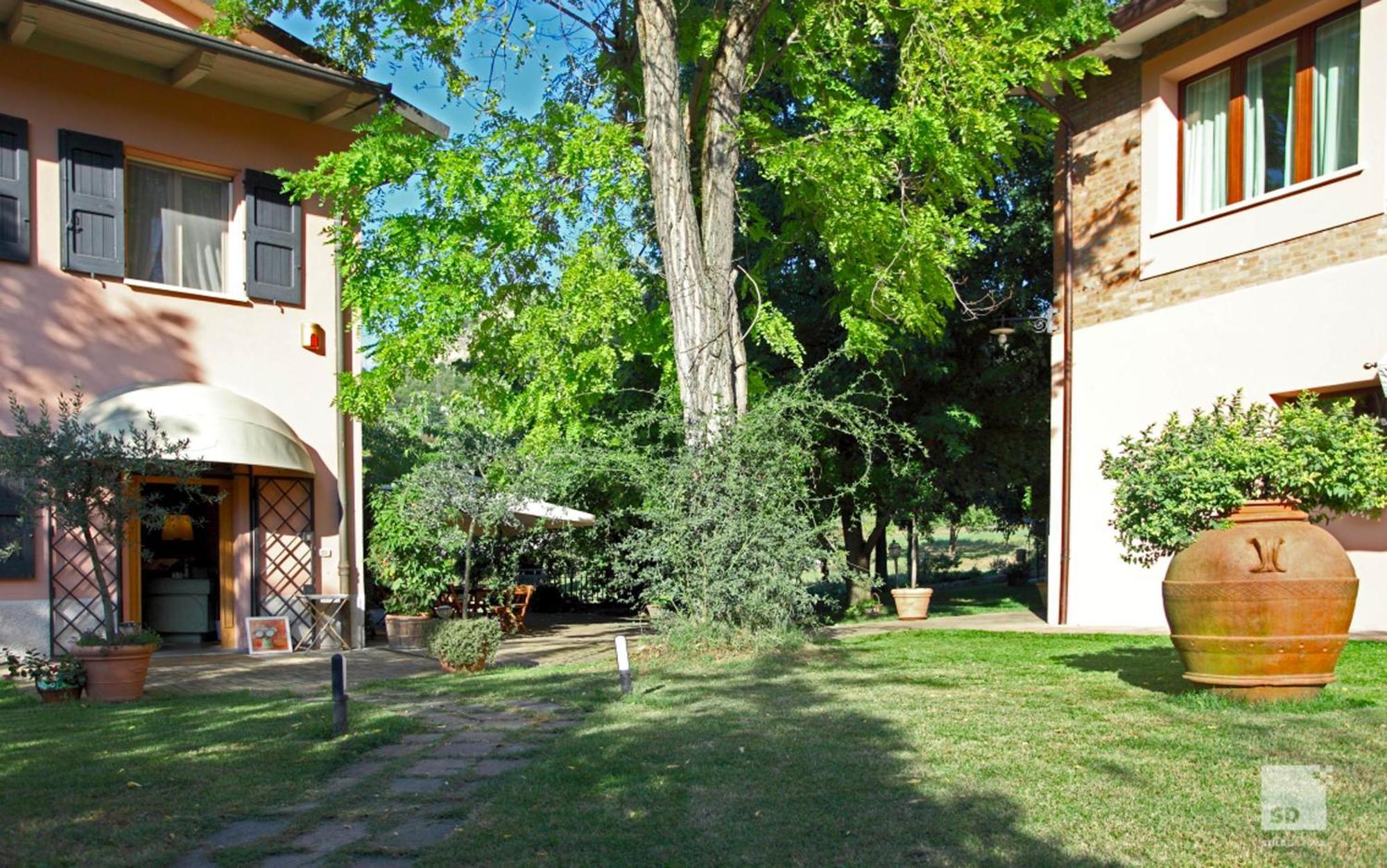 Locanda Dei Cinque Cerri Sasso Marconi Exterior photo